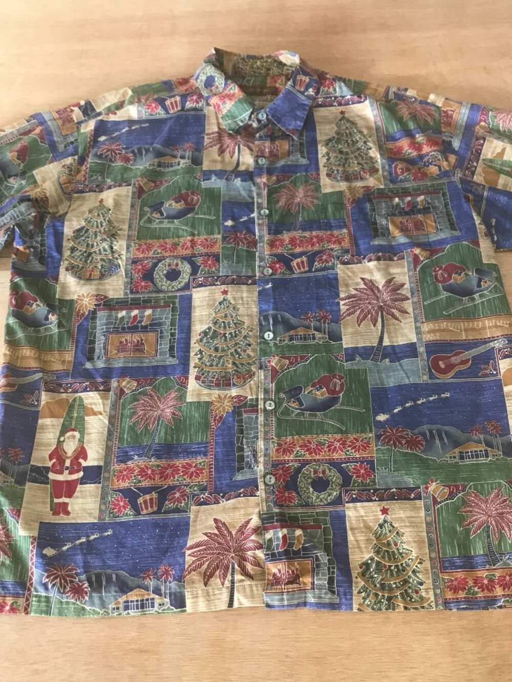 Tori Richard Shirt Men XL Blue Santa Claus Christmas Tree Button Up Pocket 20330